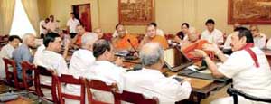 Presidnet Mahinda Rajapaksa speaking to Bodu Bala Sena
