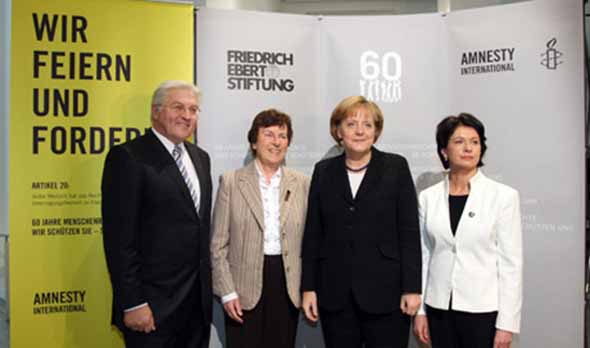 (Frank-Walter Steinmeier Anke Fuchs, Angela Merkel, und Barbara Lochbihler)