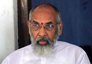 උතුරැ පළාත් සභාවේ මහඇමති, සී.වී. විග්නේෂ්වන්